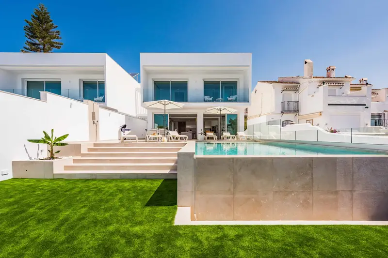 Chalet Andaluz 4 Dormitorios Nerja