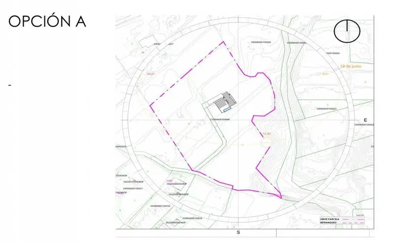 Parcela 16000m2 Crevillent Villa 325m2 Proyecto Personalizado