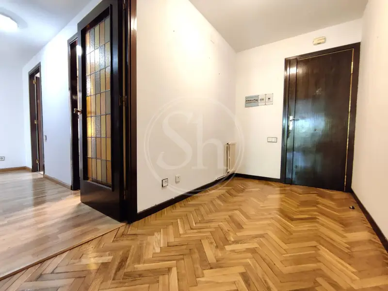 Alquiler Piso Pedralbes Barcelona 174m2 2 Habitaciones Dobles Parking Piscina