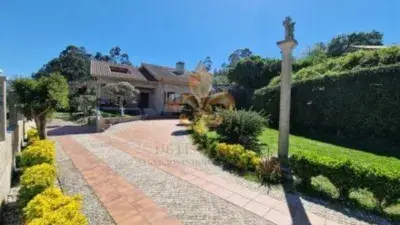 Chalet en Venta Belesar 5 Dormitorios Piscina Jardin
