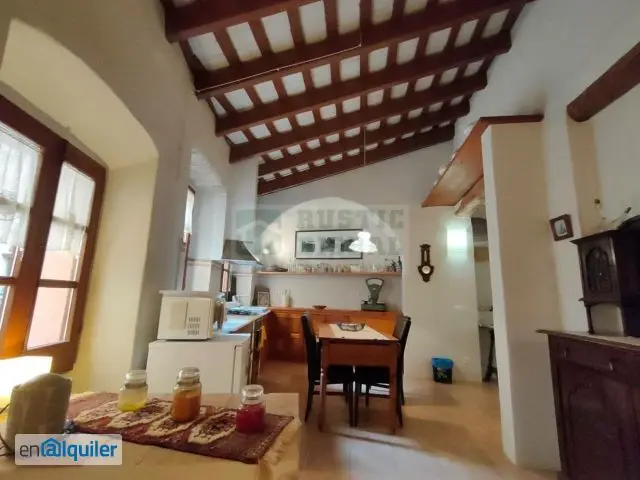 Alquiler casa con 2 habitaciones