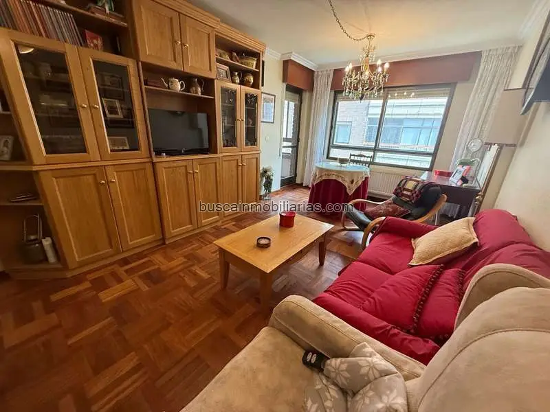 Piso en venta en Burgos zona sur 104m2 3 dormitorios 2 baños garaje trastero