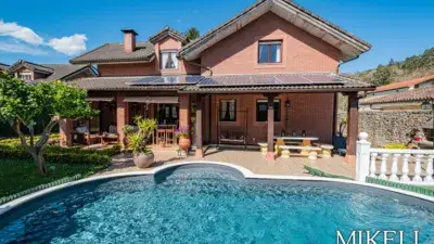 Chalet en Guriezo con Piscina y Sótano
