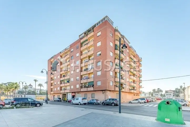 Piso en venta en Alcira con trastero y patio