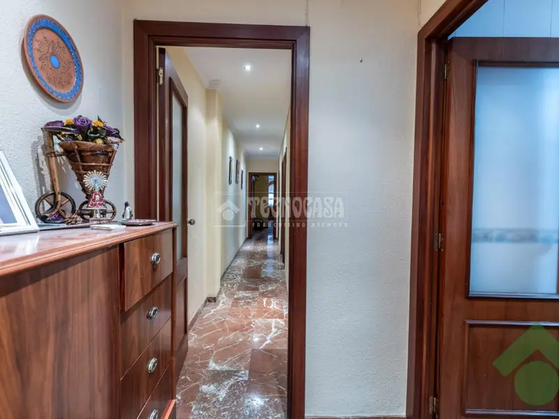 Piso en Venta en Loja 4 Dormitorios 2 Baños Amplio Luminoso