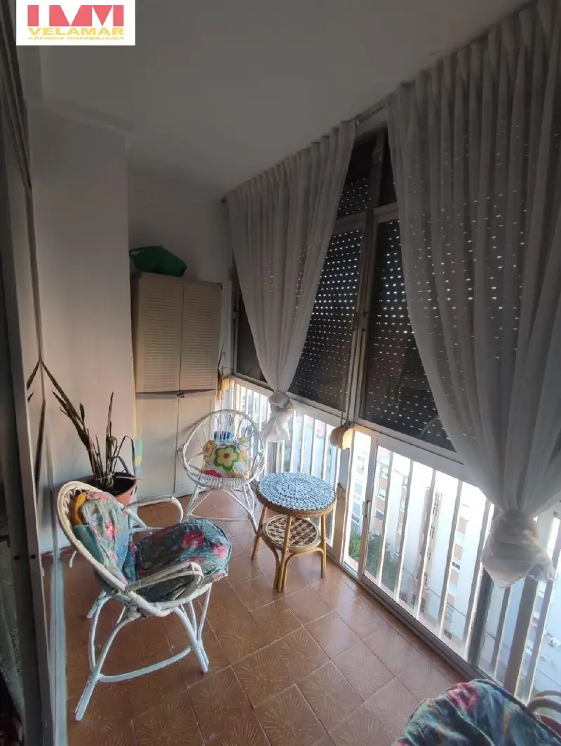 Piso Luminoso en Corte Ingl	 es La Paz C	 diz 3 Dormitorios Terraza