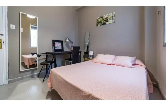 Alquiler Apartamento 5 Dormitorios Valencia 3-24 Meses