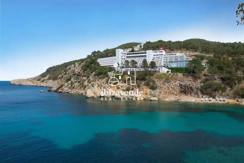 Terreno con Vistas al Mar en Puerto de San Miguel Ibiza