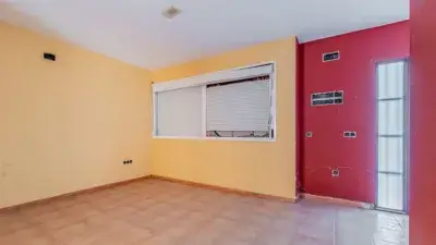 Adosadas en Burguillos Sevilla 4 dormitorios 3 baños Patio