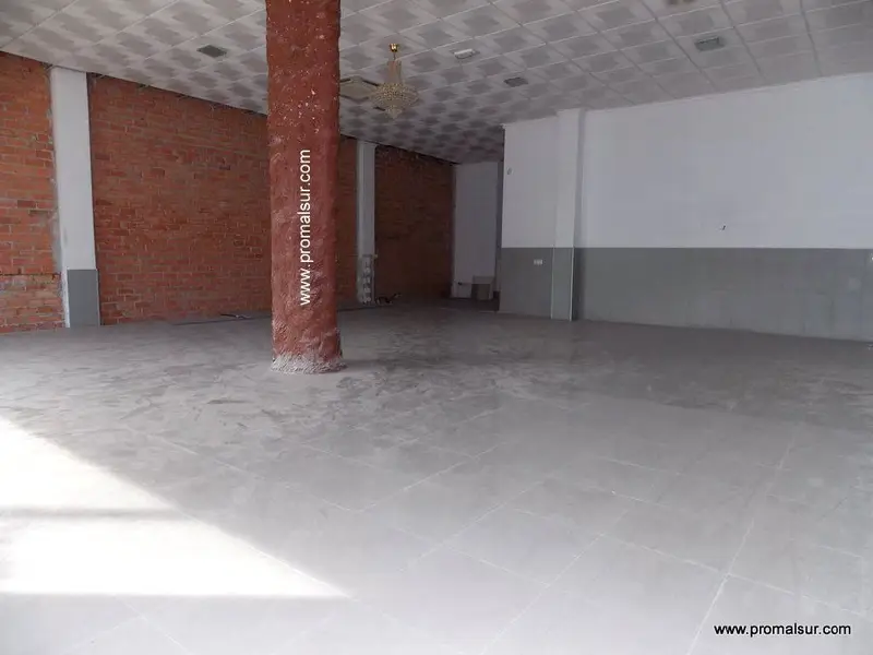 Venta Local Comercial Puente Genil Centro Ref 1139