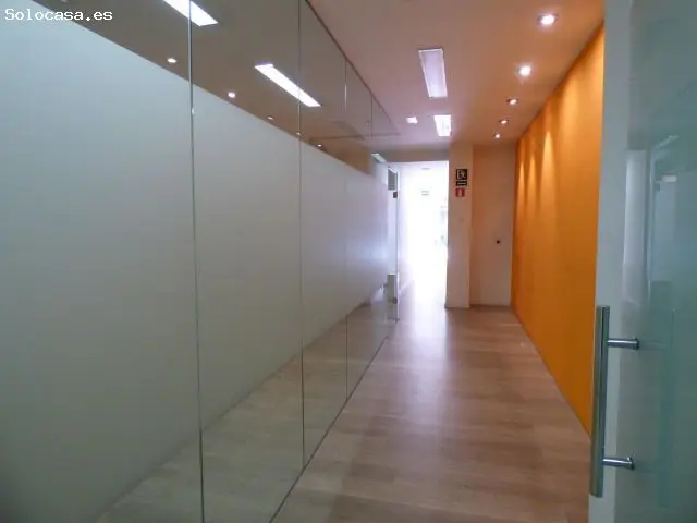 Local Comercial en Alquiler Manresa Zona Universidad