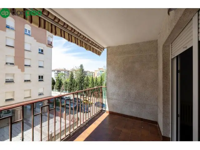 Piso en Venta en Villarejo Granada 4 Dormitorios 130m2