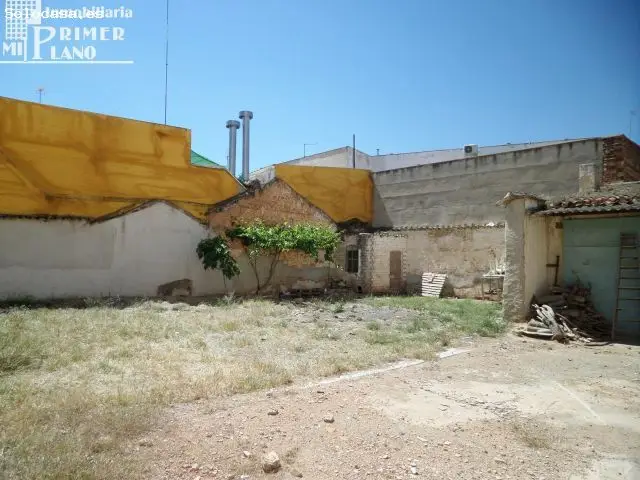 Solar en Venta en Calle Dona Crisanta Tomelloso 744m2