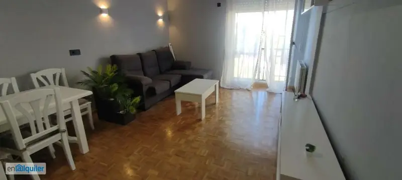 Alquiler Piso Amueblado 3 Habitaciones Garaje Trastero Santa Marta