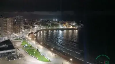 Piso en primera linea de playa en Gijon con vistas increibles