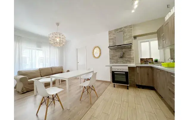 Alquiler Apartamento 3 Dormitorios Granada 3 24 Meses