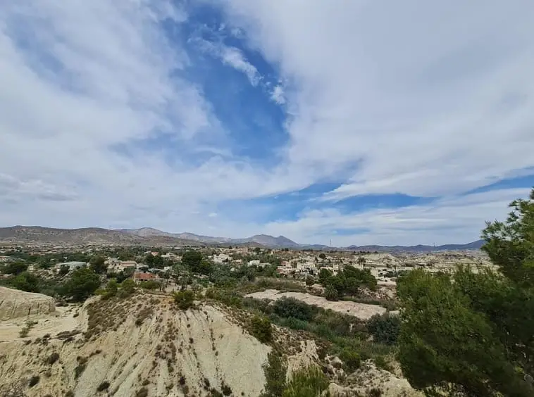 Casa Rural en Murcia: Reforma Integral con Gran Potencial