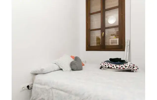 Alquiler de Habitaciones en Apartamento de 250m² Centro Granada