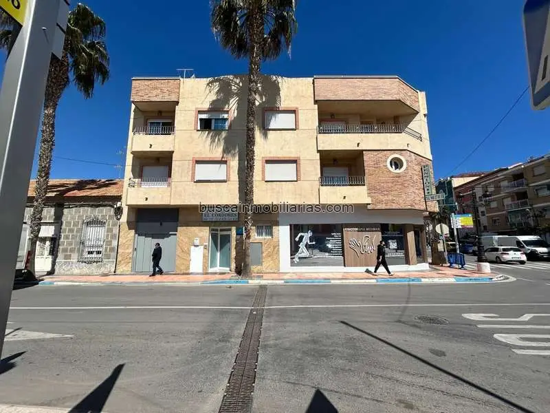 Pensión en Venta Los Alcázares Centro: Oportunidad de Inversión