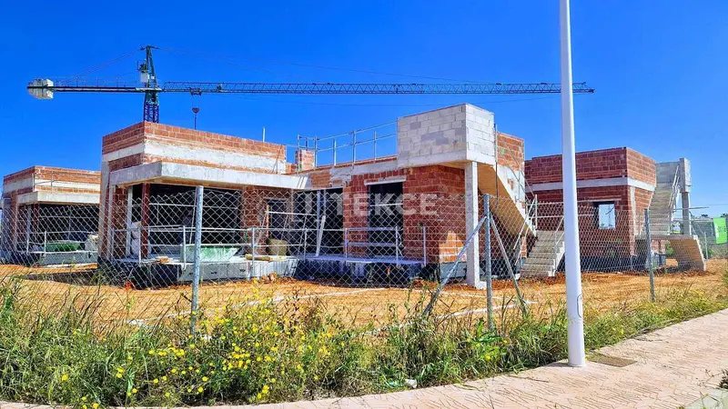 Descubra Villas con Elegancia y Comodidad en Denia