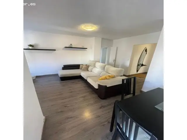 Alquiler Piso Bailén Málaga 3 Dormitorios Terraza Wifi
