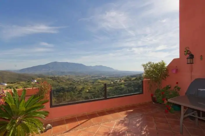 2 Bed Apartment for sale