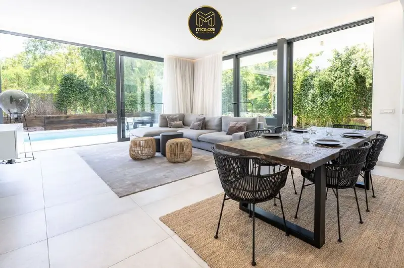 Villa en Venta Nueva Atalaya Benamara Estepona