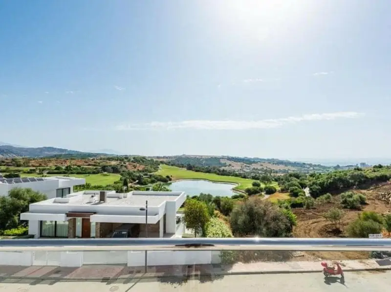 Chalet en alquiler en Valle Romano Golf, Estepona, Málaga