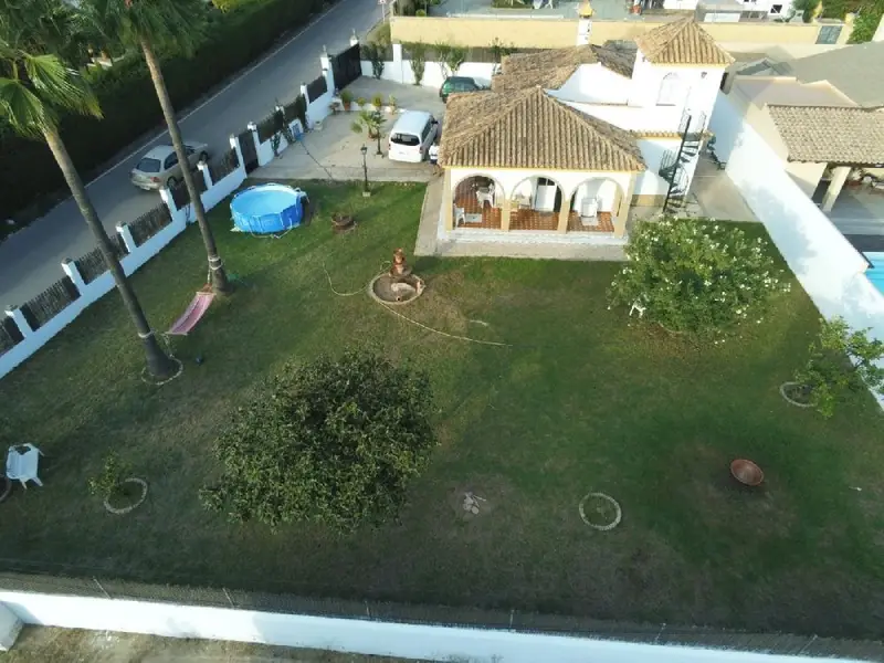 Chalet en La Jara Sanlúcar de Barrameda con Jardín