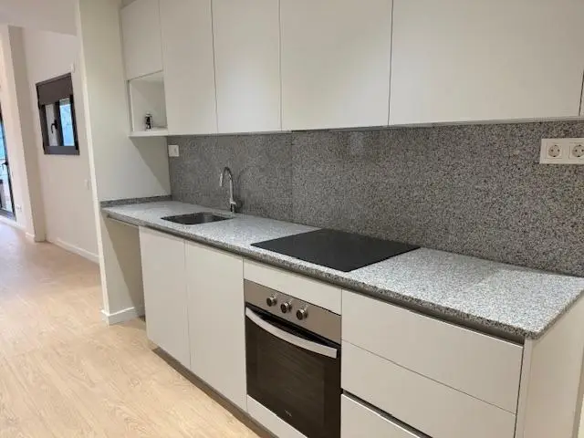 Alquiler Atico Manresa 89m2 3 habitaciones 3 banos Terraza