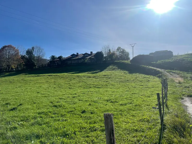 Venta Terreno Villanueva de la Peña 7100m2 Casa Proyecto