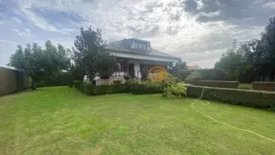 Casa en Venta Vilanova de Arousa 6 habitaciones 5 banos Jardin 970m2