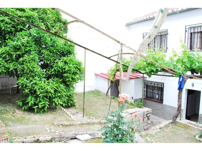 Casa 6 habitaciones Barrio San Miguel Loja