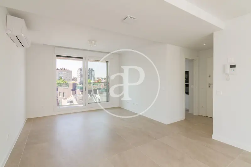 Alquiler Ático 3 Dormitorios Jardín Privado Arturo Soria