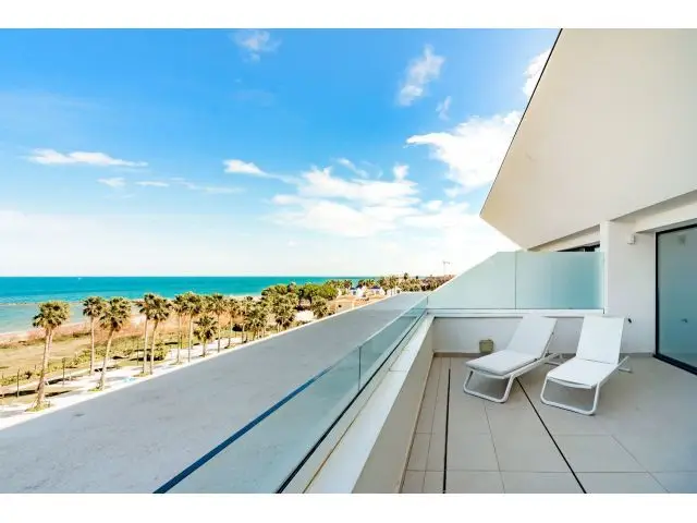 Atico En Venta En Denia Con Vistas Al Mar