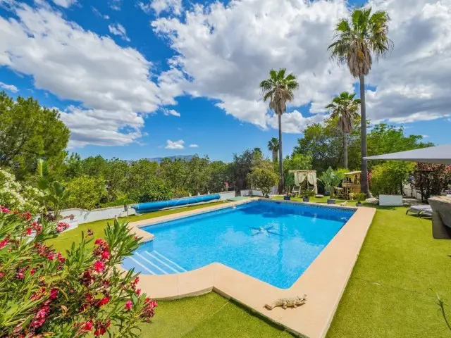 Casa Rural con Piscina en Coín 3 Dormitorios