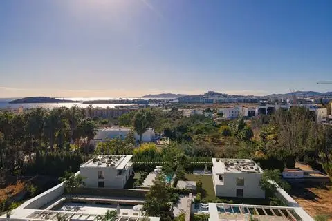 Chalets de Lujo en Ibiza cerca de la Playa