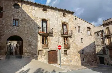 Casa Solariega con 3 Viviendas Turisticas y 6 Habitaciones