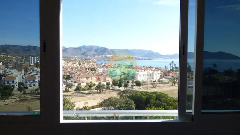 Apartamento con Vistas al Mar en Puerto de Mazarron