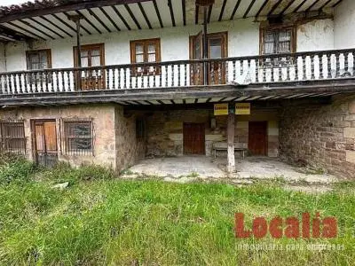 Casa de Piedra en Torrelavega Ideal Vivienda o Alojamiento Rural
