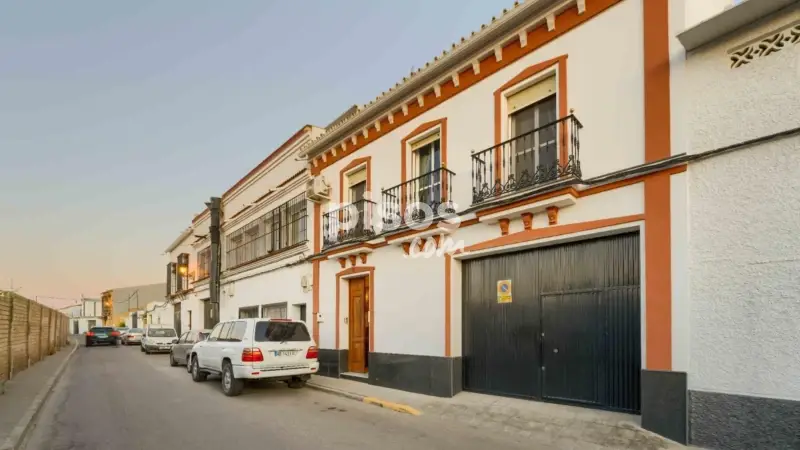 Casa en Venta Benacazon 3 Dormitorios 2 Baños Garaje Terraza