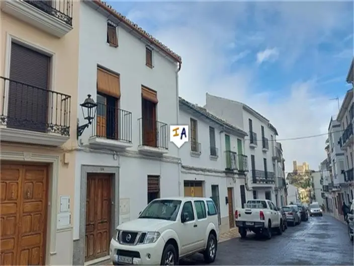 Casa en Luque Cordoba 3 Dormitorios 2 Baños Garaje Grande Patio