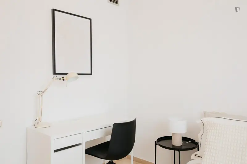 Coliving Valencia: Habitaciones Amuebladas con Servicios Incluidos