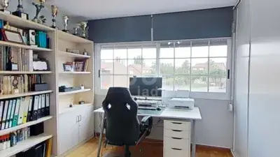 Casa Adosada en Cuarte de Huerva 4 Dormitorios 3 Baños