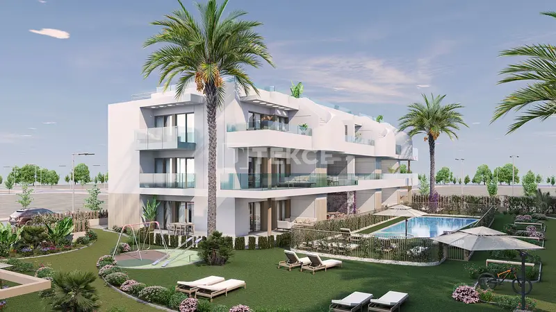 Apartamentos en Pilar de la Horadada con Piscina