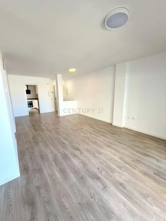 Apartamento en Nueva Andalucia Marbella 3 dormitorios 2 ba
Os