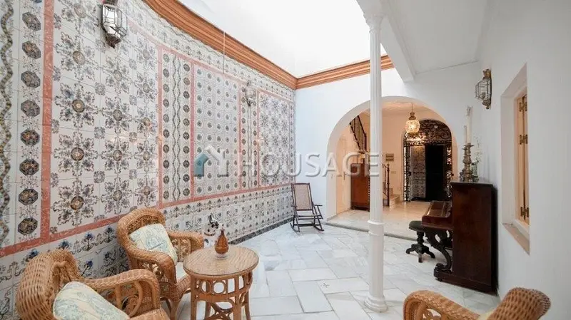 Casa Historica en Sevilla 6 Dormitorios 4 Banos 335m2