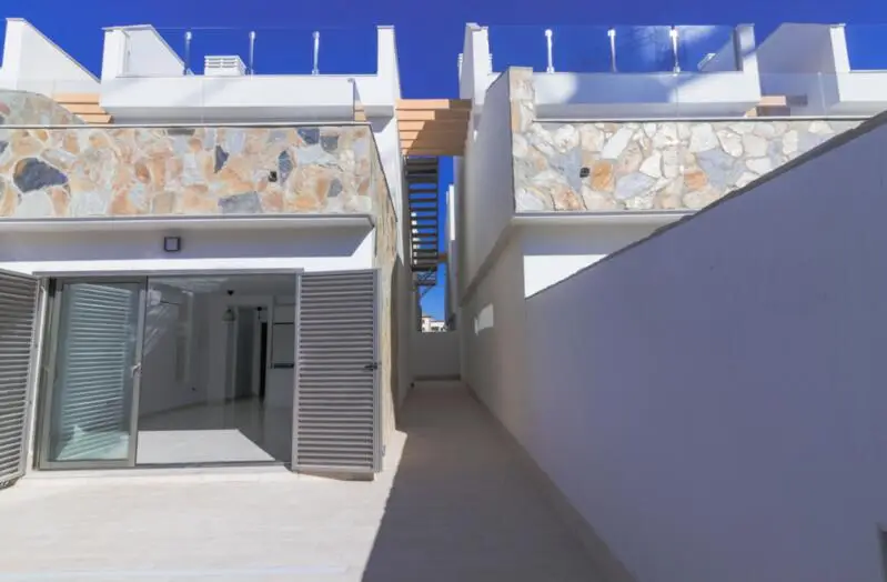 Villa en venta en Murcia 3 dormitorios 2 baños piscina privada