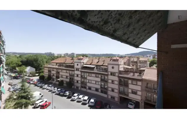 Alquiler Apartamento 5 Dormitorios Alcalá de Henares Estudiantes Trabajadores