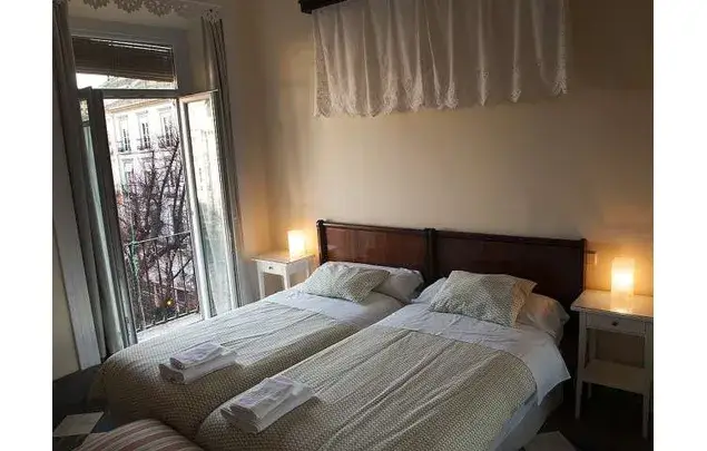 Rent 1 bedroom apartment in Granada